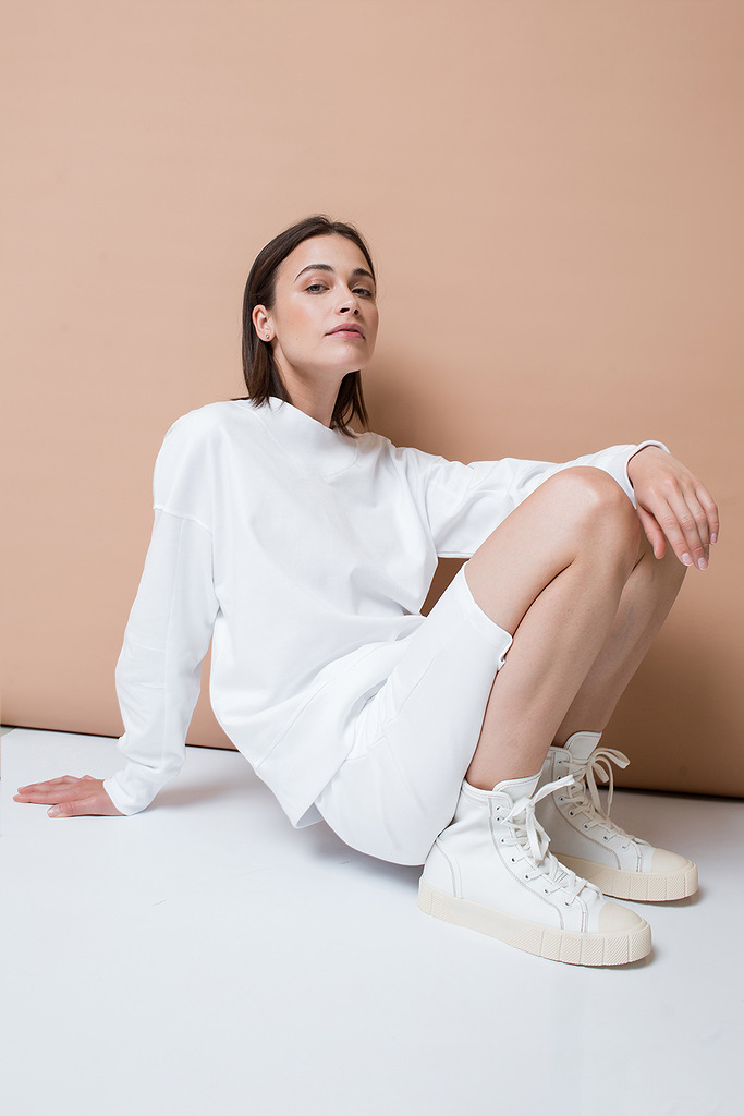 Джемпер-блуза белый от Very Neat в интернет магазине
