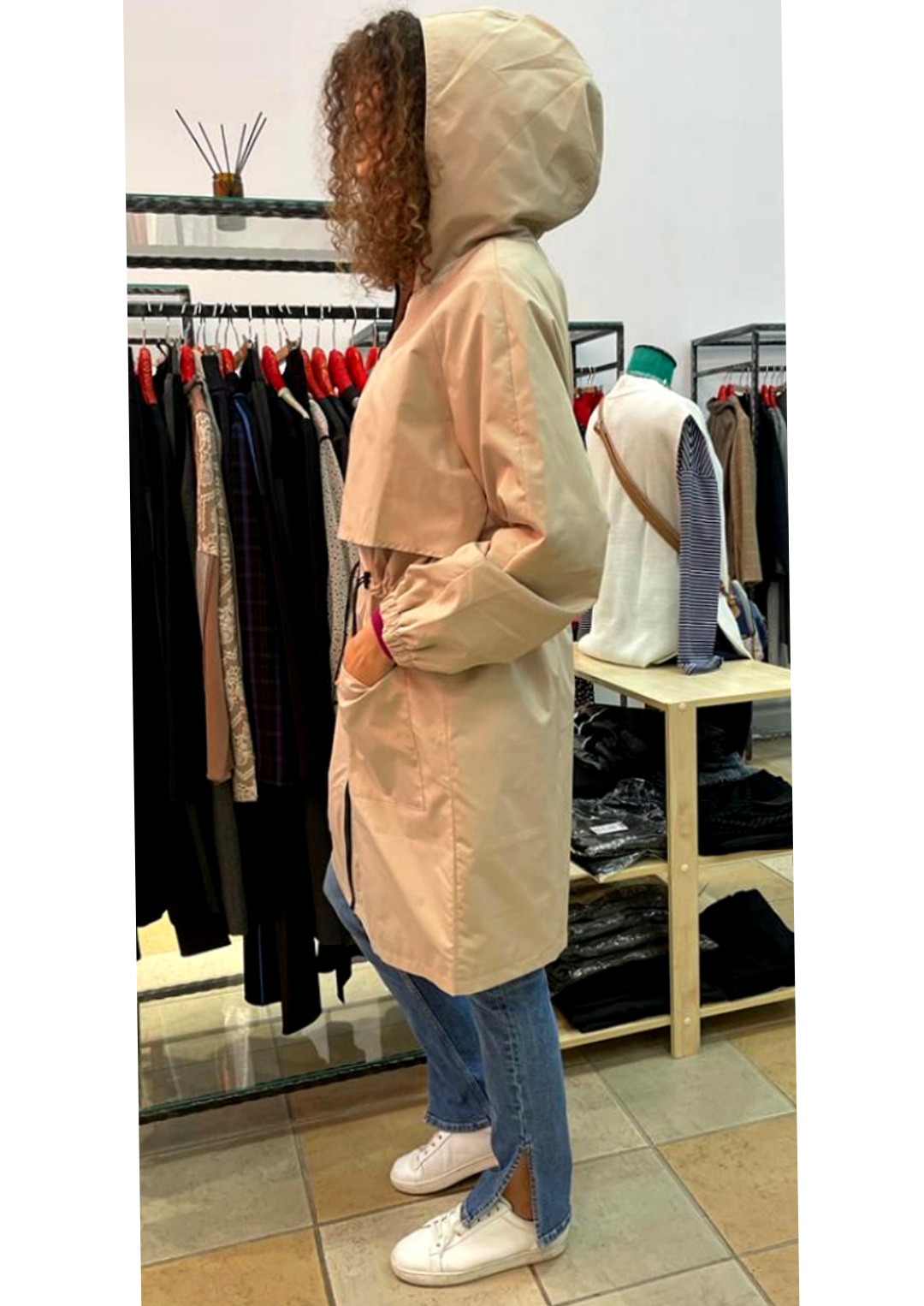 Пальто-ветровка  бежевая  от Э.Мода в магазине